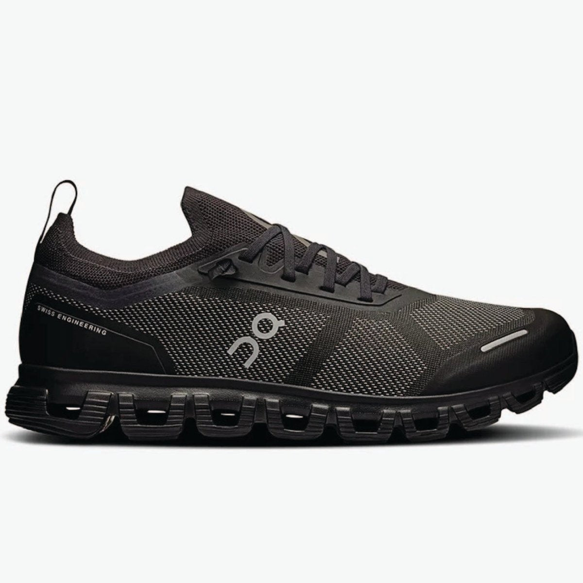 On Cloud 6 Versa shoe in a black and eclipse - Orixa Kicks