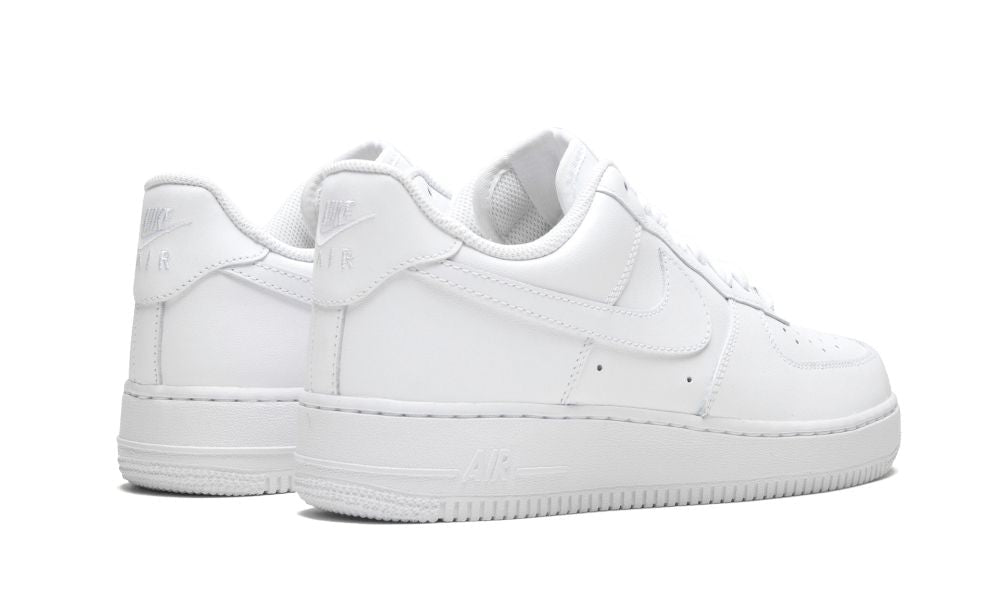 AIR FORCE 1 LOW 07 "Triple White" - Orixa Kicks