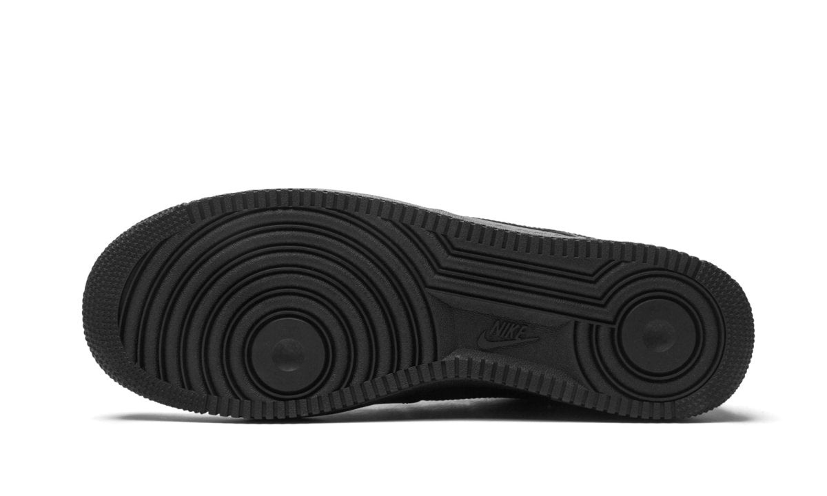 AIR FORCE 1 LOW "Triple Black" - Orixa Kicks