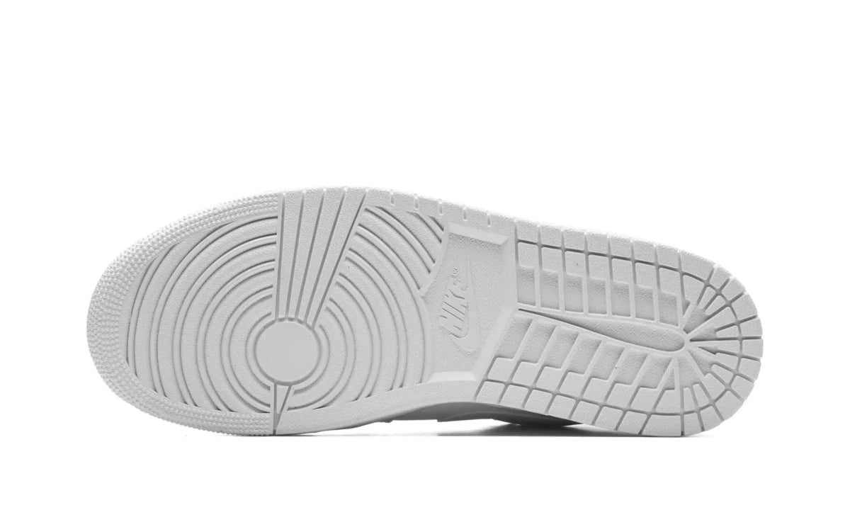 AIR JORDAN 1 LOW "TRIPLE WHITE" - Orixa Kicks