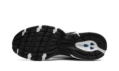 New Balance 530 "White Black" - Orixa Kicks