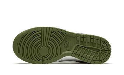 NIKE SB DUNK LOW "Medium Olive" - Orixa Kicks