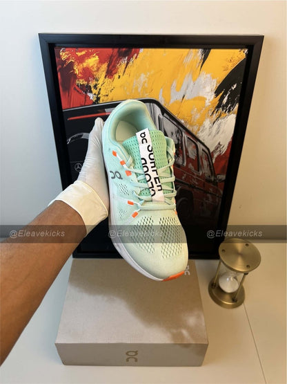 On Cloud surfer 'Creek White' - Orixa Kicks