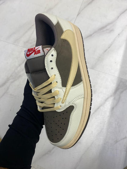 JORDAN 1 RETRO LOW OG SP TRAVIS SCOTT REVERSE MOCHA