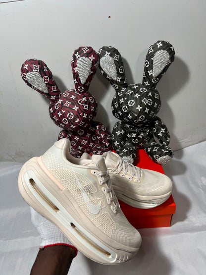 Nike Vomero Premium Chalk