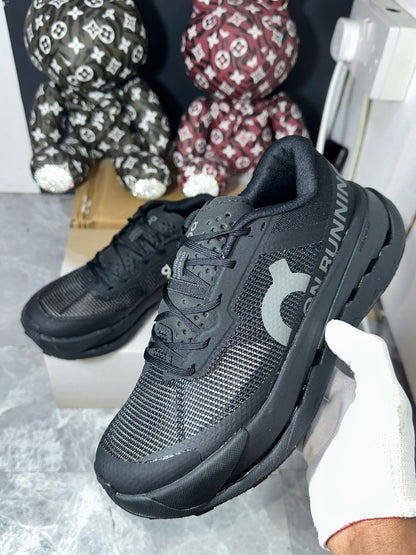On Running Cloudultra 3 ‘Black’🖤