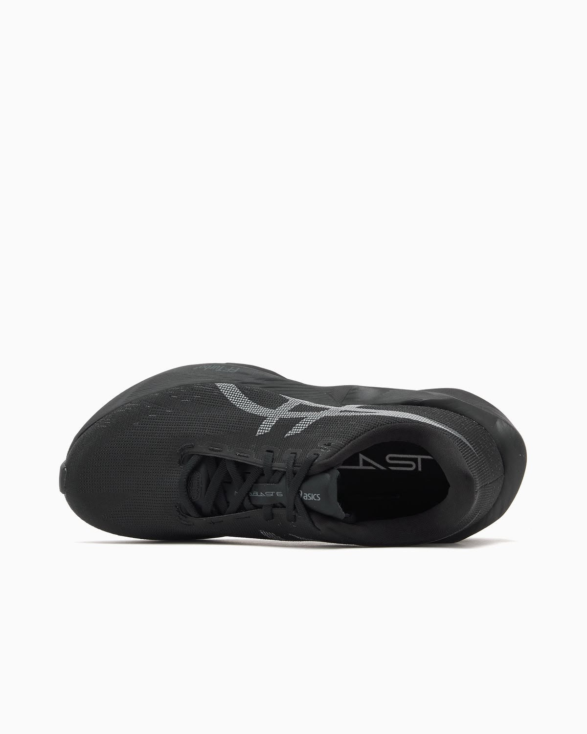 ASICS NOVABLAST 6 running shoes in black with cushioned design, displayed on a neutral background.