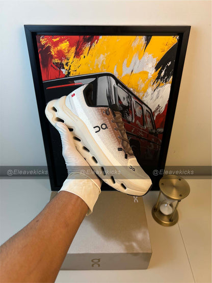 On Cloudtilt "Clove | Sand"