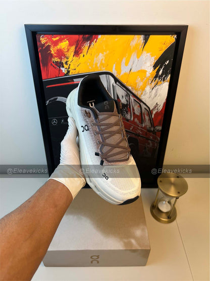 On Cloudtilt "Clove | Sand"