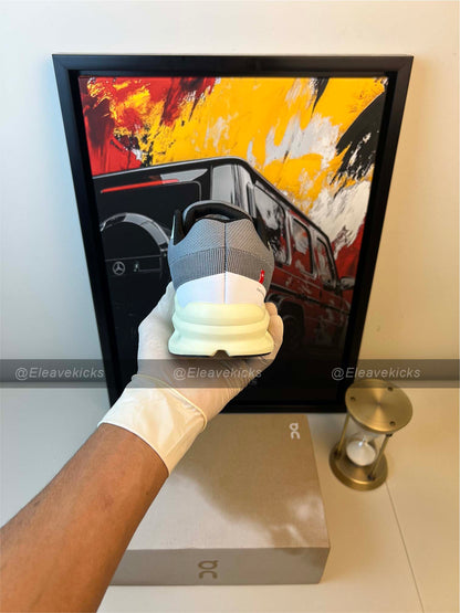 ON CLOUDRUNNER 2 MAN FROST WHITE