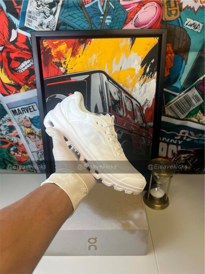 On Cloudventure Loewe 2 'Eggshell'